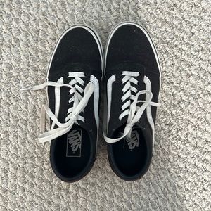 WOMEN'S VANS WARD SKATE SHOES